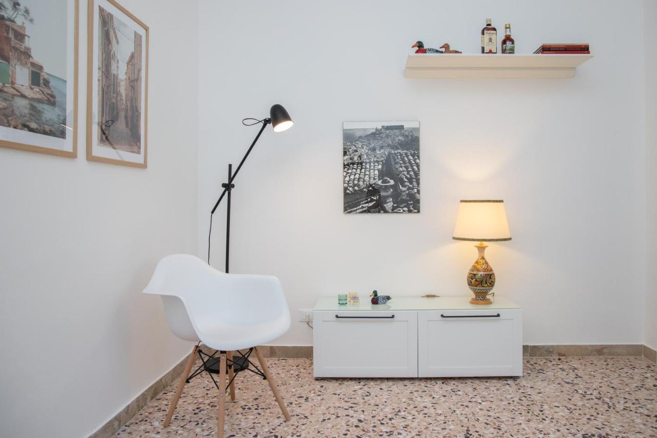 Villa Ravanica Marina di Ragusa Buitenkant foto